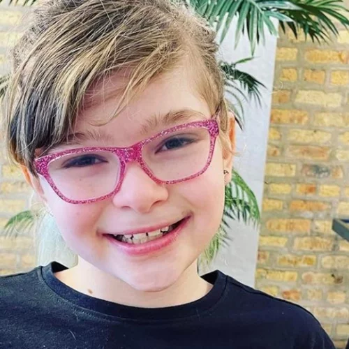 H 10χρονη Noella είναι το νεότερο τρανς μοντέλο που περπάτησε στην Εβδομάδα Μόδας της Νέας Υόρκης