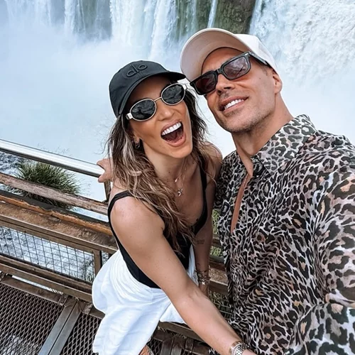 "Ο παράδεισός μου" | Η Αθηνά Οικονομάκου με τον Μπρούνο Τσερέλα στον πιο ερωτικό προορισμό