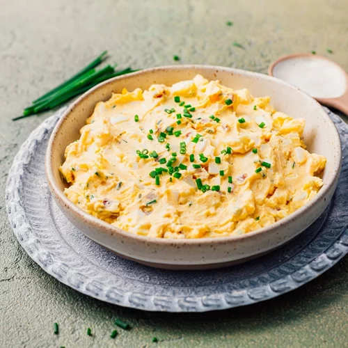 Καλοκαιρινή αυγοσαλάτα- Η συνταγή για το τέλειο πρωτεϊνικό σνακ