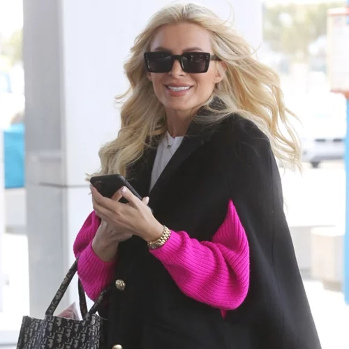 Η Κατερίνα Καινούργιου με το denim κομμάτι που μπορείς να φορέσεις με άπειρους τρόπους