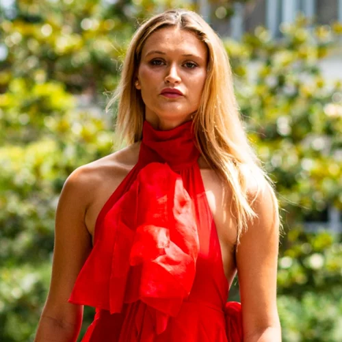 Θα βγεις το Σαββατοκύριακο; | Τα σύνολα και τα tips που θα σε βοηθήσουν να ντυθείς καταλλήλως