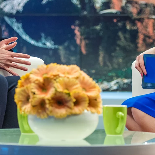 Αποσύρεται οριστικά από την τηλεόραση γνωστή παρουσιάστρια | Αυτή την εβδομάδα η τελευταία εκπομπή της