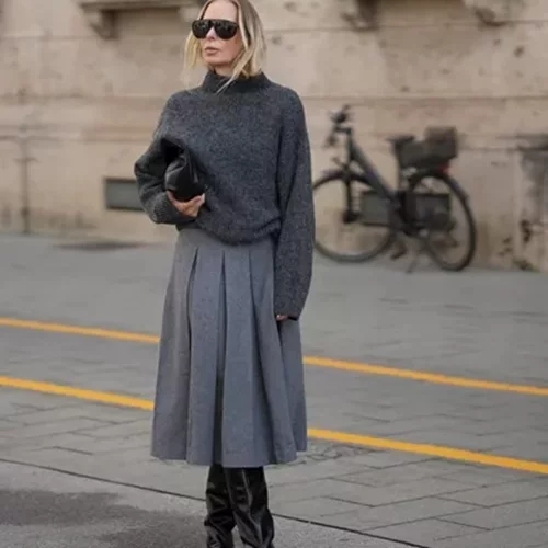 Οι μίντι φούστες ταιριάζουν με μπότες | 5 σούπερ κομψά looks για να πάρετε έμπνευση