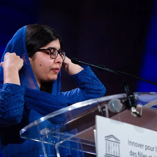 Η Malala Yousafzai υπέγραψε συνεργασία με την Apple TV
