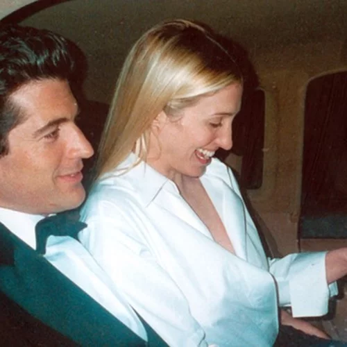 Τζον Κένεντι Τζούνιορ -Κάρολιν Μπεσέτ | Ο πιο λαμπερός και τραγικός έρωτας της Αμερικής γίνεται τηλεοπτική σειρά