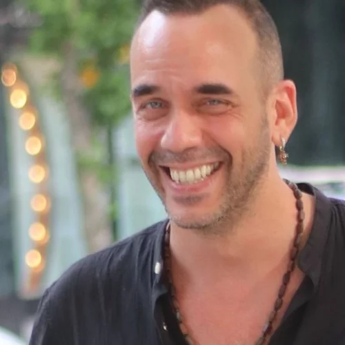 Πάνος Μουζουράκης & Μαριλού Κόζαρη | Η πρώτη εμφάνισή τους μετά τη γέννηση της κόρης τους