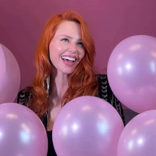 10 χρόνια Missbloom | Η Έβελυν Καζαντζόγλου έφερε τον δικό της αέρα στο απόλυτο digital party