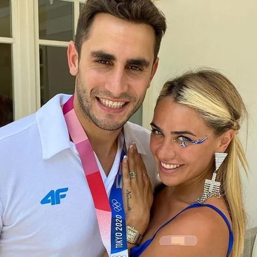 Ευχάριστα νέα για την Κόνι Μεταξά και τον Μάριο Καπότση | Κάνουν το επόμενο βήμα στη σχέση τους