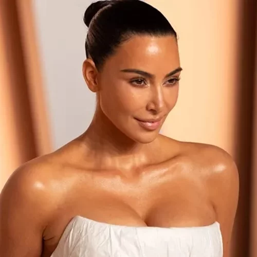 7 κιλά σε 3 εβδομάδες! Όταν η Kim Kardashian έκανε fast diet για να χωρέσει στο θρυλικό φόρεμα της Monroe