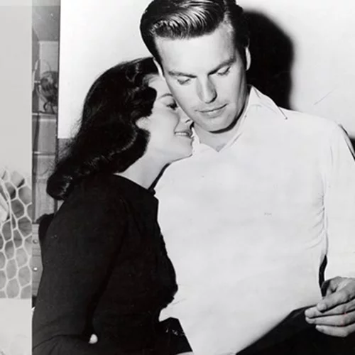 Οι μυστήριοι θάνατοι του Ηοllywood | Από την κόρη της Whitney Houston μέχρι τoν Prince και την τραγουδίστρια των Cranberries