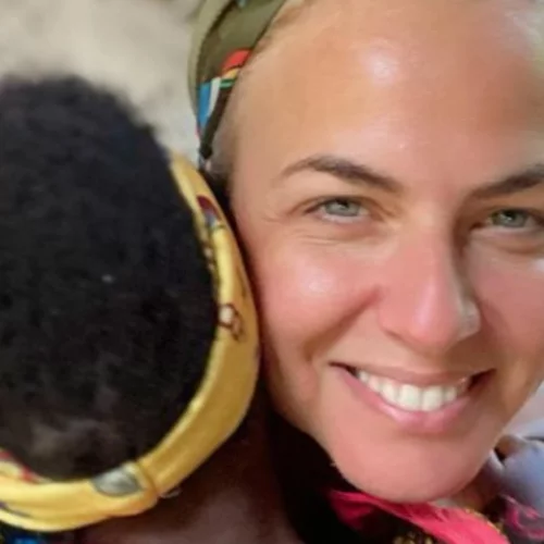 Χριστίνα Κοντοβά | Μας δείχνει το σπίτι που μένει στην Ουγκάντα με τη μικρή Ada (pics)