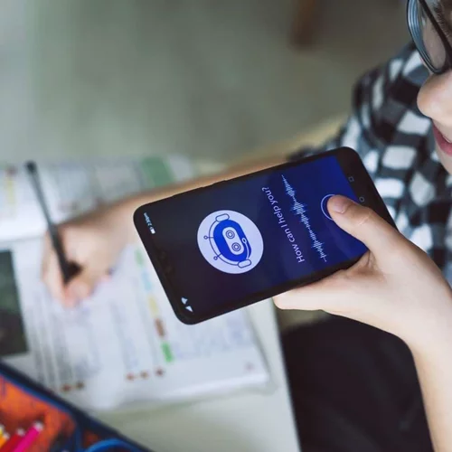 Τι είναι το DeepSeek; Η κινεζική εφαρμογή τεχνητής νοημοσύνης που αλλάζει τα δεδομένα