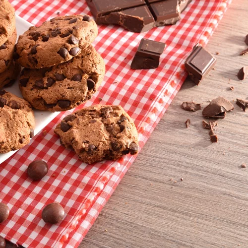 Τα πιο ονειρεμένα cookies πραλίνας με 3 μόνο υλικά | Η συνταγή που θα φτιάχνεις ξανά και ξανά