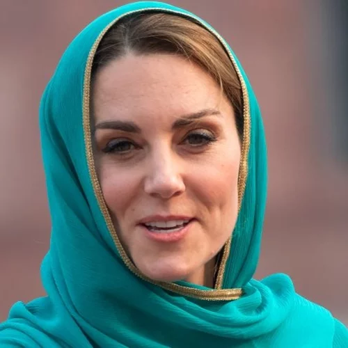 Η πριγκίπισσα της Ουαλίας ανοίγει το παλάτι του Κένσινγκτον για τον εμίρη του Κατάρ