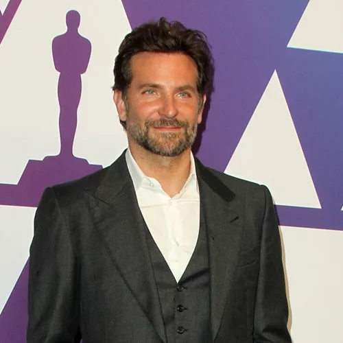 Bradley Cooper | Το σουαρέ που οργάνωσε στο σπίτι του στη Νέα Υόρκη στα γενέθλια της συντρόφου του