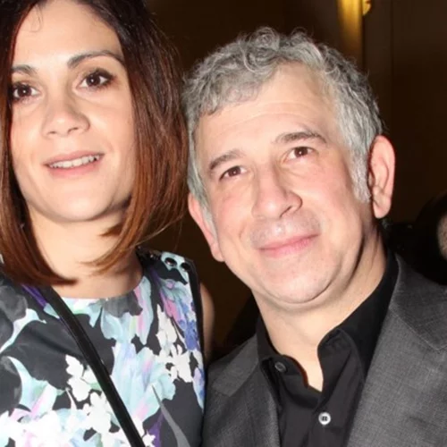 Πόλεμος Φιλιππίδη - Παπαχαραλάμπους: Η προφυλάκιση και το "διαζύγιο" με την Ελπίδα Νίνου