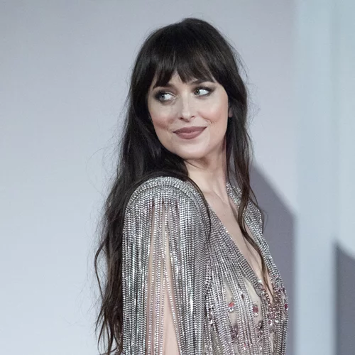 Ένα "έξυπνο" κούρεμα για να ανανεώσεις τα μακριά μαλλιά σου