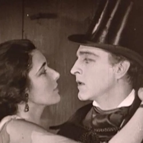 Η ταινία-σταθμός του κινηματογράφου "Δρ. Τζέκιλ και κύριος Χάιντ" παρουσιάζεται με live πιάνο από τον Νικόλα Αναδολή στον Κήπο του Μεγάρου Μουσικής, στις 13/6