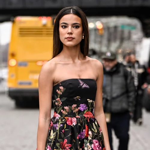 Τα φλοράλ φορέματα που θα φέρουν την άνοιξη στο στιλ σου