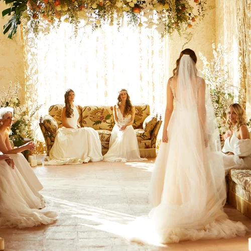 Το πρώτο Bridal Digital Fashion Show από τον οίκο νυφικών Demetrios