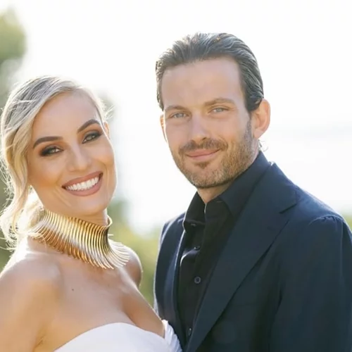 Στη βάφτιση της Αλεξάνδρας Μαροσούλη | Πανέμορφη με καστανόξανθα μαλλάκια και γκριζοπράσινα μάτια