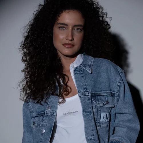 H μόδα των 90s επιστρέφει | Τα κομμάτια Calvin Klein που δεν πρέπει να λείπουν από τη γκαρνταρόμπα σου