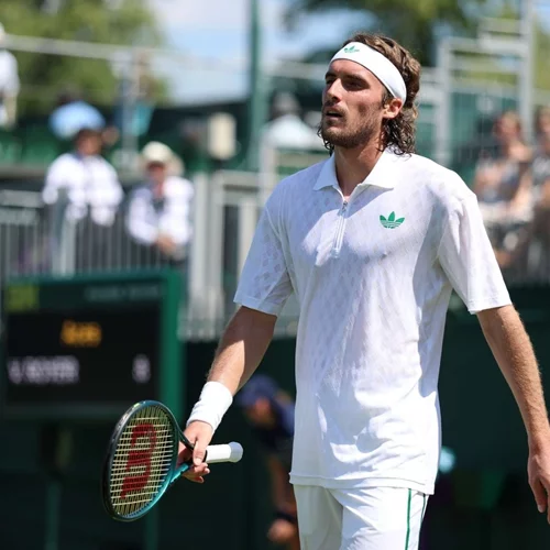 Τι συμβαίνει τελικά με τον Στέφανο Τσιτσιπά