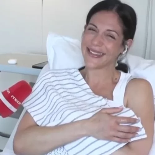 Η Ανθή Βούλγαρη μέσα από το μαιευτήριο: "Κλαίω όλη μέρα"