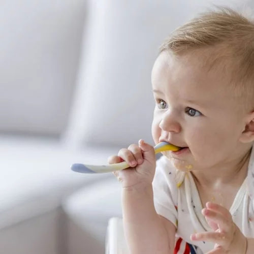 Η Δέλτα μαθαίνει στα μωράκια από 6 μηνών να τρώνε τα λαχανικά τους