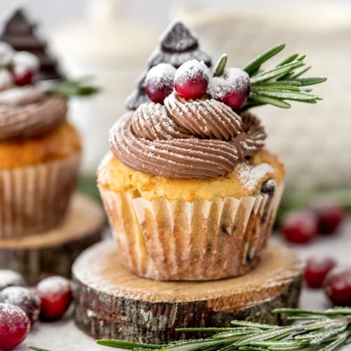 Εορτολόγιο | Ποιος γιορτάζει σήμερα, 21 Δεκεμβρίου