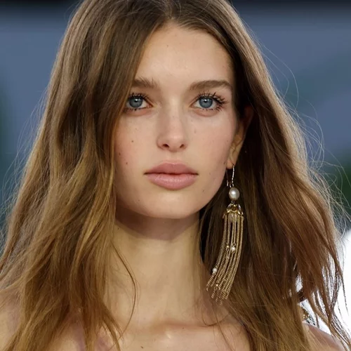 Χείλη για φίλημα| Το hack για εντυπωσιακά σαρκώδη και ζουμερά χείλη