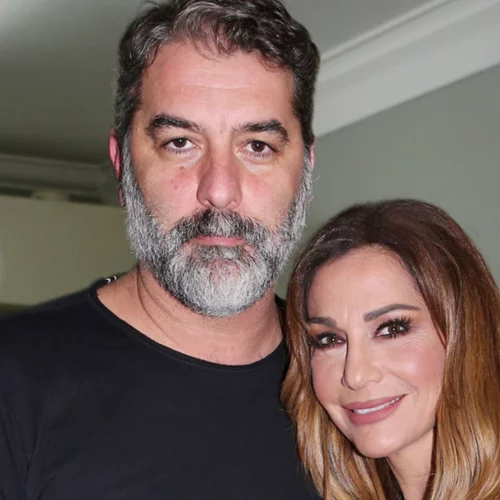 Ξεπέρασε τον κορονοϊό η Δέσποινα Βανδή | Στο πλευρό του Βασίλη Μπισμπίκη (εικόνες)