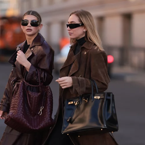 "Το τέλειο καφέ παλτό από Zara" | Οι fashionistas επέλεξαν το ιδανικό πανωφόρι για τον χειμώνα