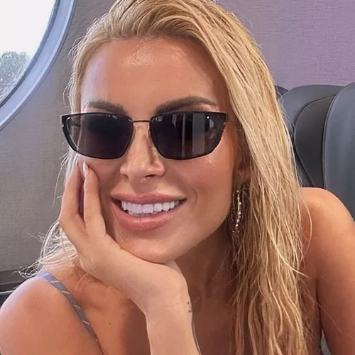 Η Κατερίνα Καινούργιου με την πιο εκκεντρική απόχρωση στα νύχια της