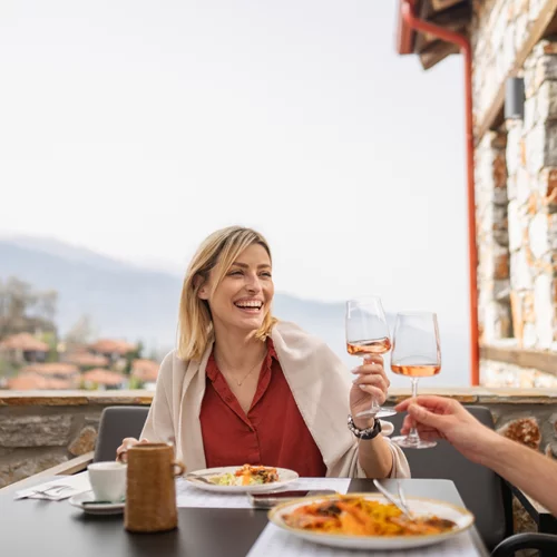 Τετραήμερο 28ης Οκτωβρίου | Αυτοί είναι οι 5 πιο οικονομικοί προορισμοί αν κλείσεις εισιτήρια σήμερα