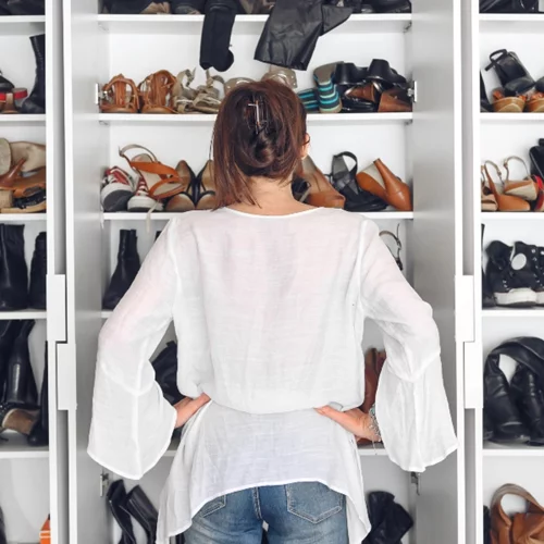 4 φλατ παπούτσια που χρειάζεσαι αυτή την περίοδο