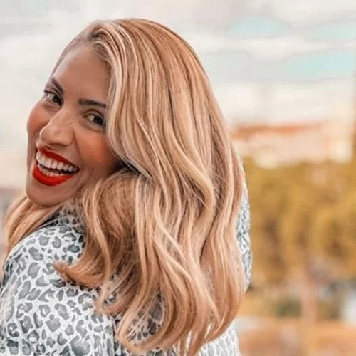 Μαρία Ηλιάκη | Η κρέμα σώματός της μυρίζει μιμόζα και κάρδαμο και είναι ό,τι καλύτερο για το φθινόπωρο