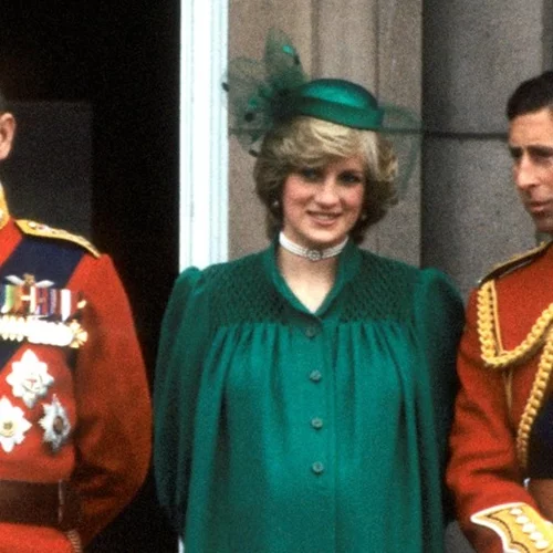 "Θα σε σκοτώσω" | Όταν η Νταϊάνα είπε δημόσια στην Καμίλα ότι γνωρίζει για την σχέση με τον Κάρολο