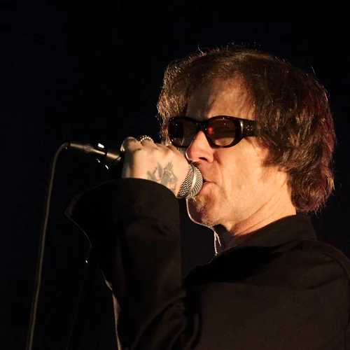 Ο Mark Lanegan τραγουδούσε τα σκοτάδια του