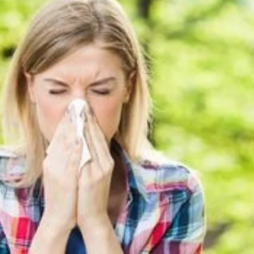 Υπάρχει και μακρόχρονο κρυολόγημα εκτός από long Covid