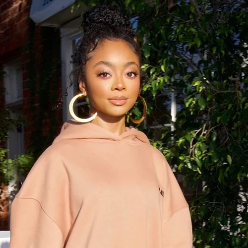 Το φούτερ της Oysho που λατρεύουν οι fashionistas