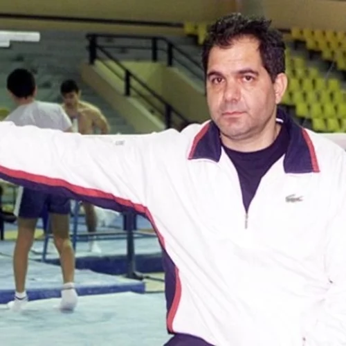 Έφυγε από τη ζωή ο Θανάσης Καπνίδης