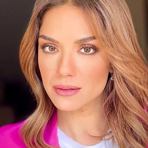 "Δεν με αντικατέστησε η Κατερίνα Γερονικολού αλλά η Αθηνά Οικονομάκου". Η απάντηση της Βάσως Λασκαρακη