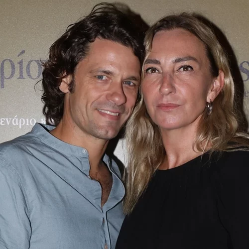 Ρούλα Ρέβη και Αποστόλης Τότσικας σε κοινή έξοδο μαζί με τα παιδιά τους