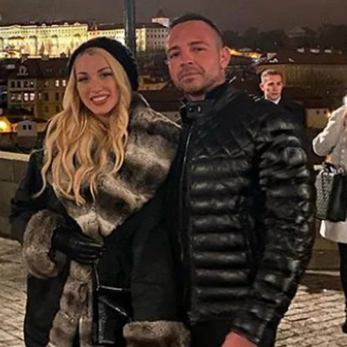 Κωνσταντίνα Σπυροπούλου - Βασίλης Σταθοκωστόπουλος | Χριστούγεννα στην Πράγα για το ερωτευμένο ζευγάρι (pics,vid)