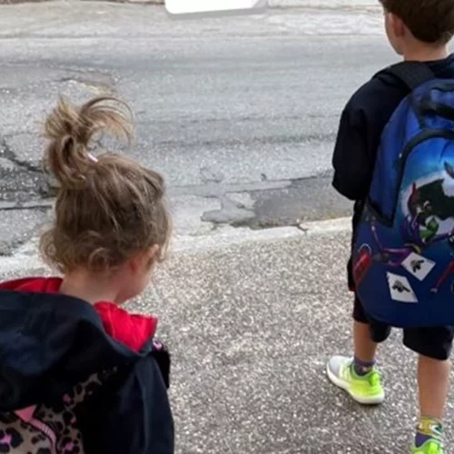 Back to school | Οι Έλληνες celebrities συνοδεύουν τα παιδιά τους την πρώτη μέρα στο σχολείο