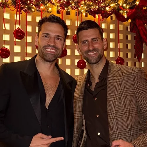 Όταν ο Κωνσταντίνος Αργυρός και ο Νόβακ Τζόκοβιτς χόρεψαν μαζί συρτάκι και έγιναν viral