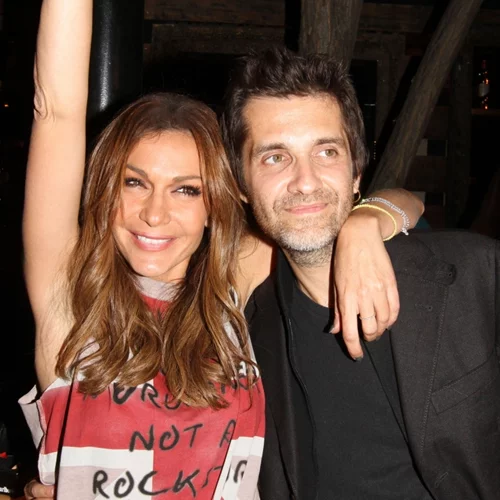 Ο Φοίβος αποκαλύπτει την ιστορία πίσω από τα "Χριστούγεννα" της Δέσποινας Βανδή