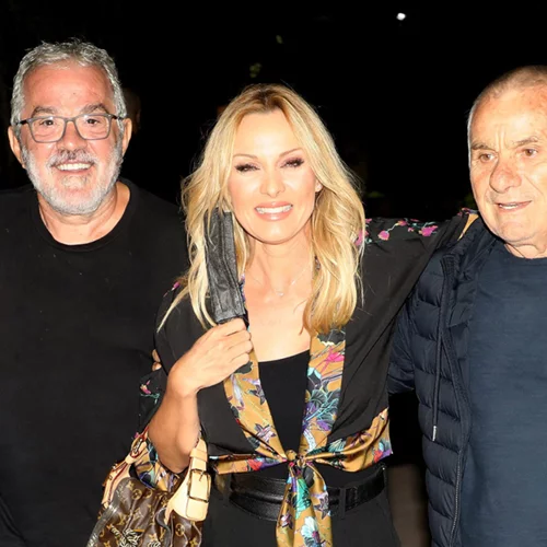 Πέγκυ Ζήνα - Γιώργος Λύρας | Σπάνια εμφάνιση με την κόρη τους, Ηλέκτρα