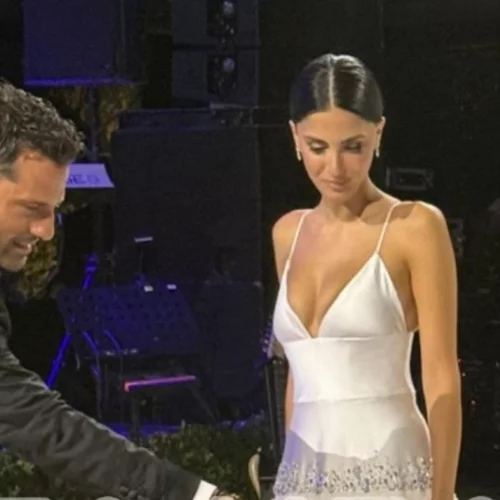 Παντρεύεσαι στον καύσωνα; Όλα τα tips για άψογο μακιγιάζ όπως της Αλεξάνδρας Νίκα